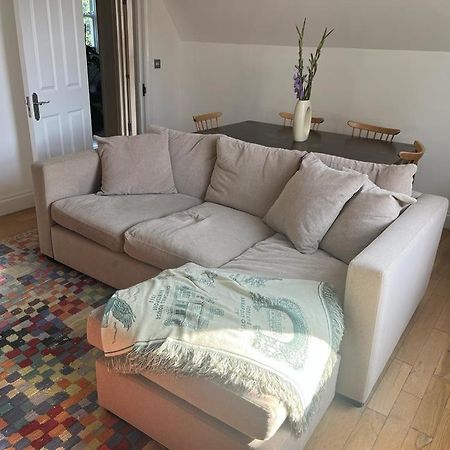 2 Bedroom Top Floor Flat, West Dulwich Free Street Parking London Kültér fotó