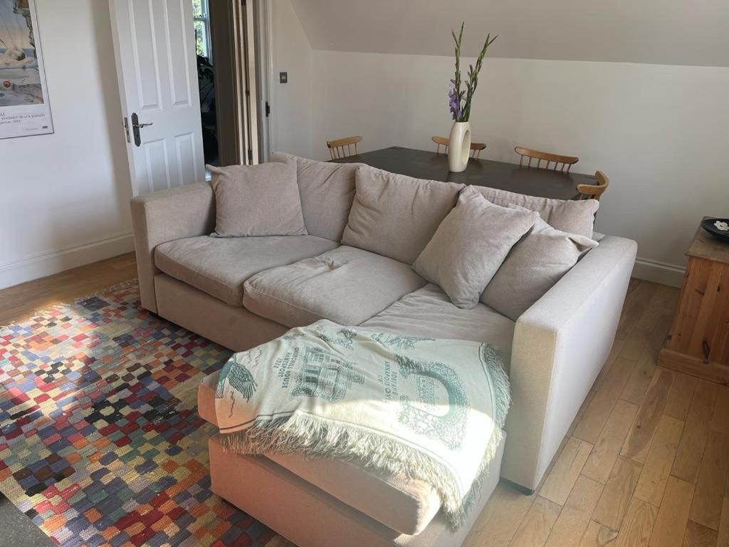 2 Bedroom Top Floor Flat, West Dulwich Free Street Parking London Kültér fotó